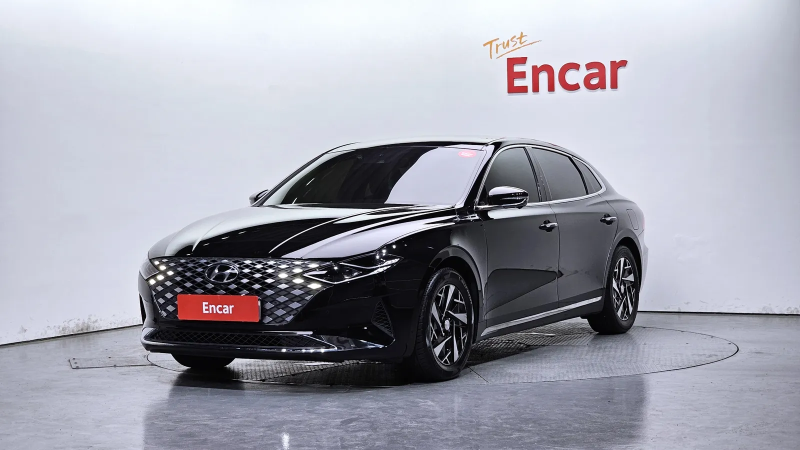 Hyundai Grandeur IG Hybrid Le Blanc