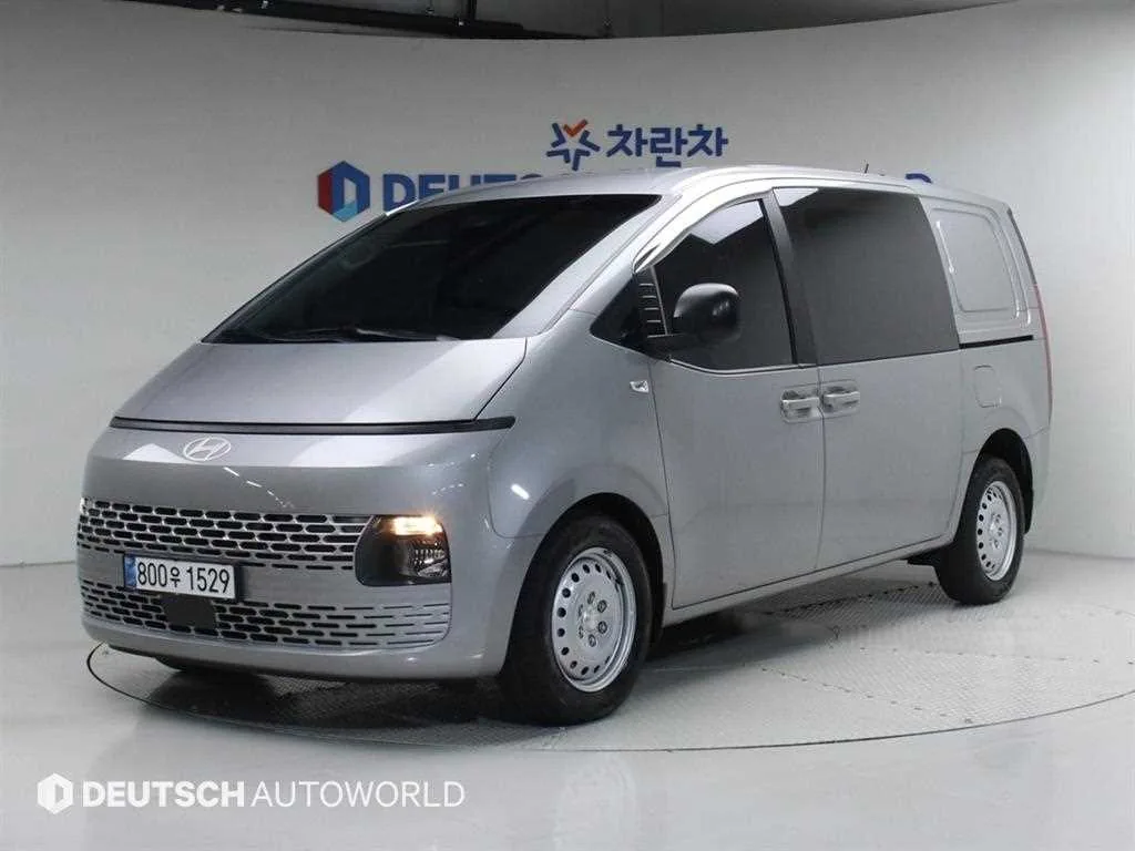 Hyundai Staria Cargo 5-Seater