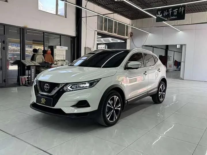 Nissan Qashqai Classic CVT XV+ Leading Edition