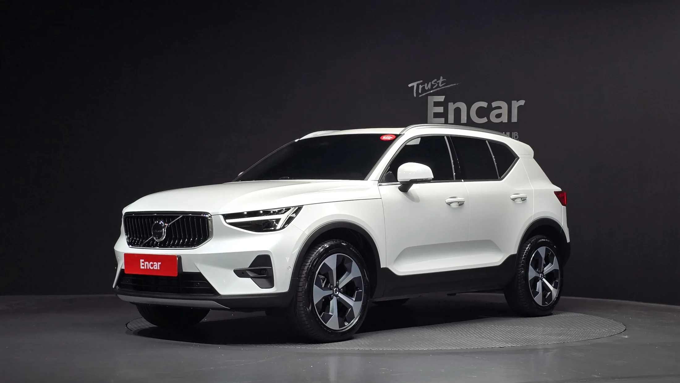 Volvo XC40 B4 Ultra Bright