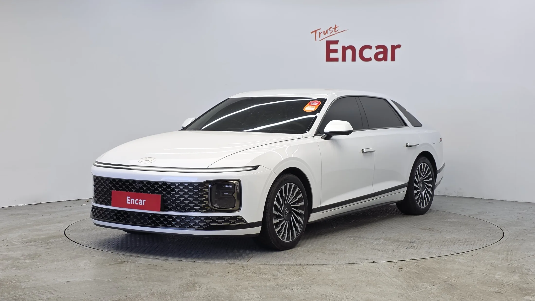 Hyundai Grandeur GN7 2.5 Gasoline 2WD
