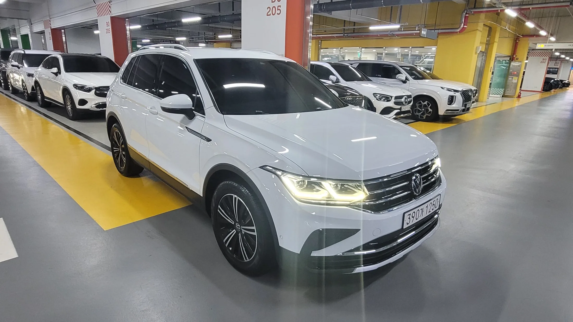 Volkswagen Tiguan 2nd Gen Premium