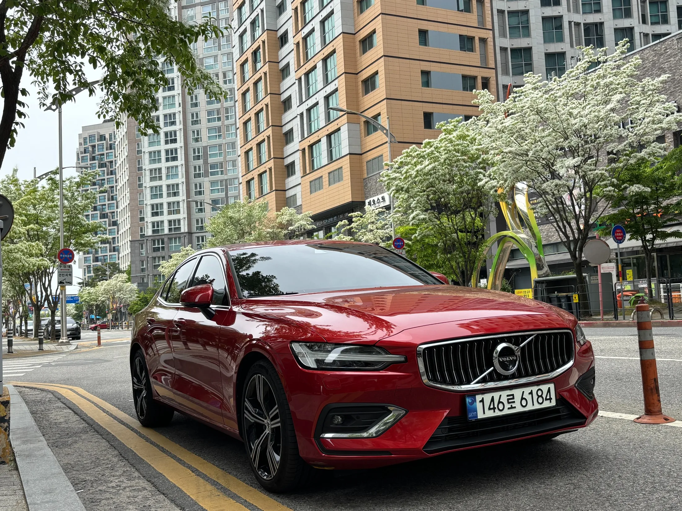 Volvo S60 3rd generation B5 Inscription