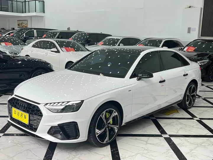 Audi A4L 40 TFSI Luxury Sport (Star Night Edition) 2024