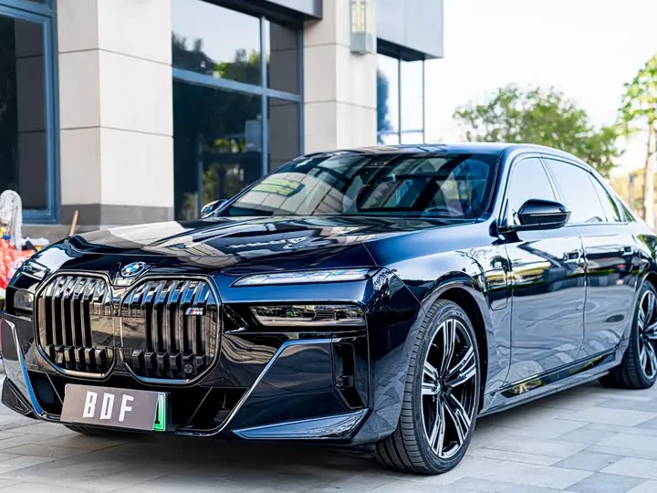 BMW i7 G70 eDrive50L M Sport Executive 2023