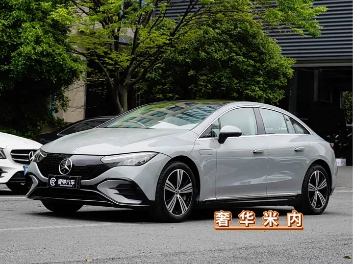 Mercedes-Benz EQE 350 Luxury 2022