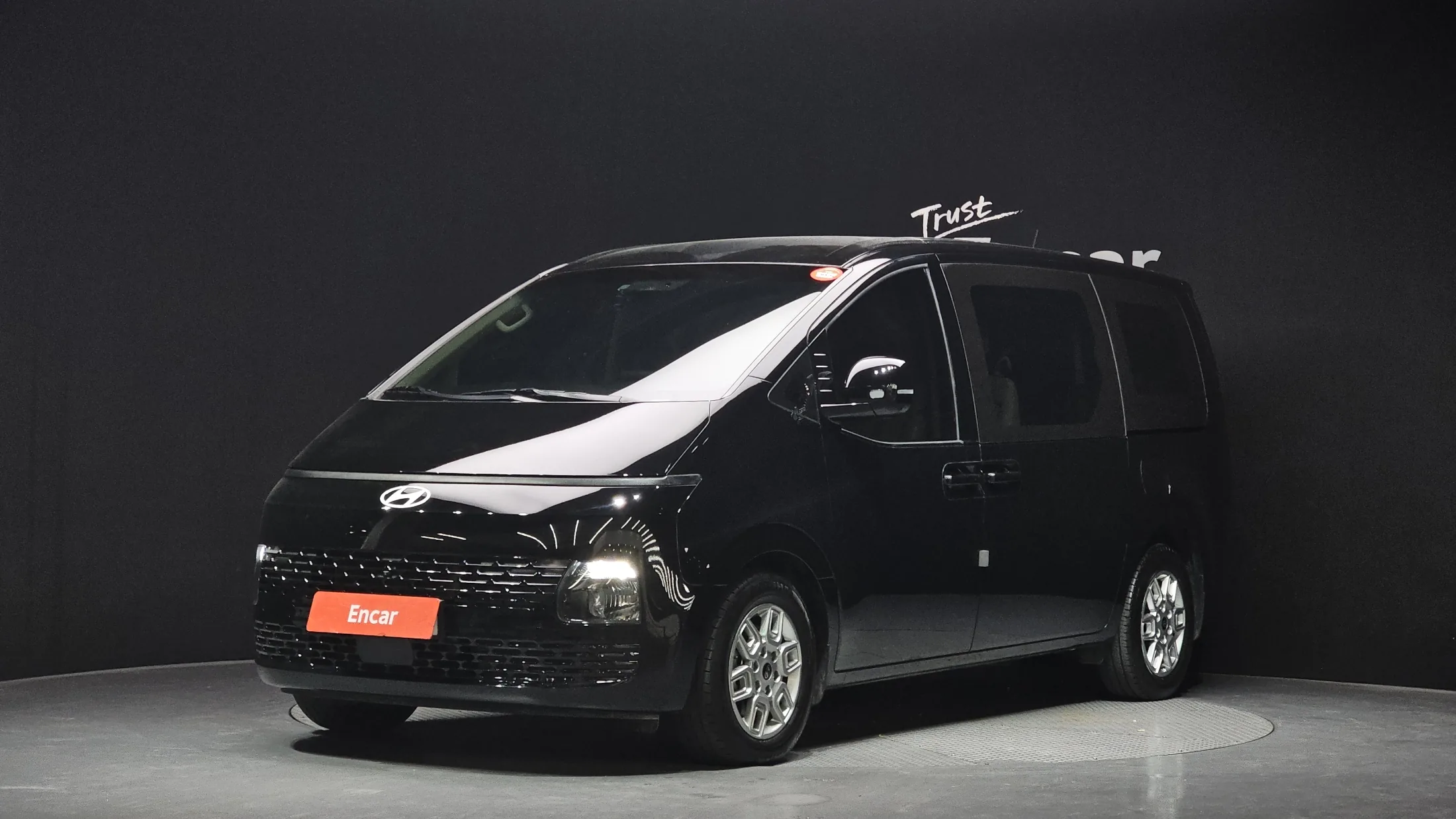Hyundai Staria KY Cargo 5-Seater