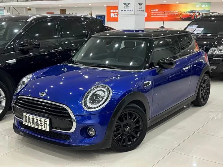 MINI Cooper F56 COOPER Classic