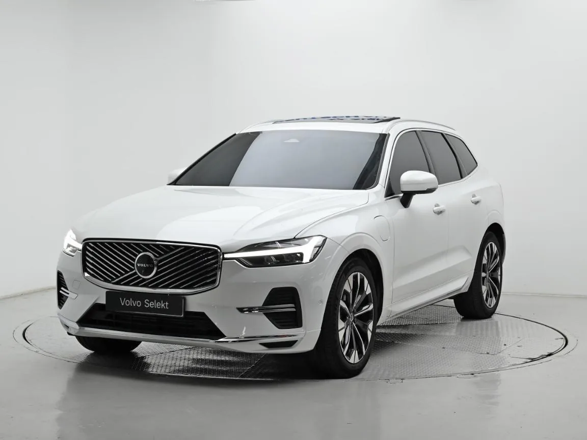 Volvo XC60 2nd gen T8 Ultra Bright