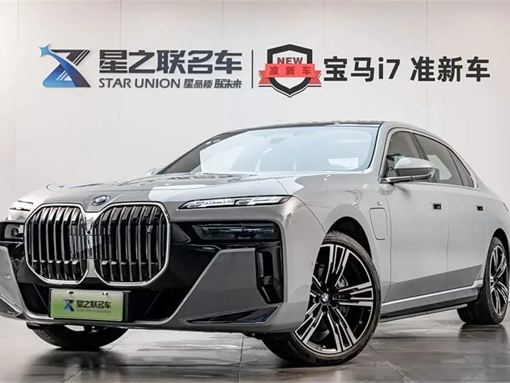 BMW i7 G70 eDrive50L M Sport 2023