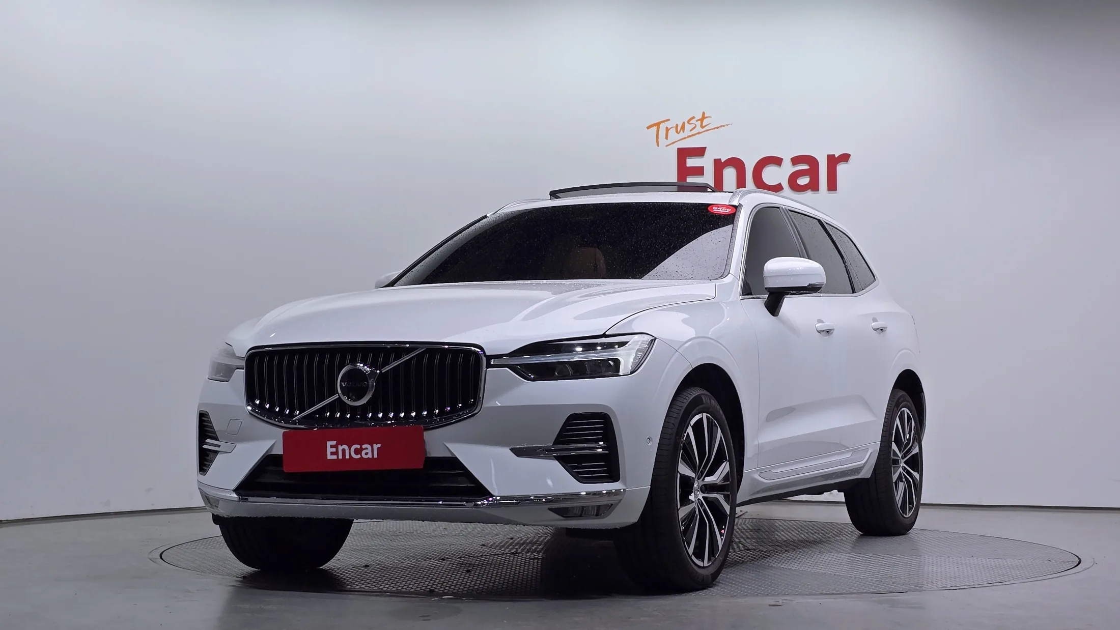 Volvo XC60 2nd gen B6 Ultimate Bright