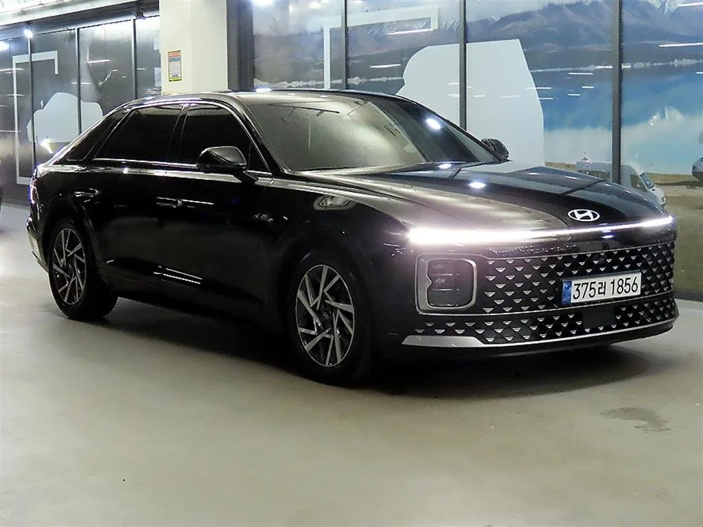 Hyundai Grandeur GN7 3.5 Gasoline 2WD