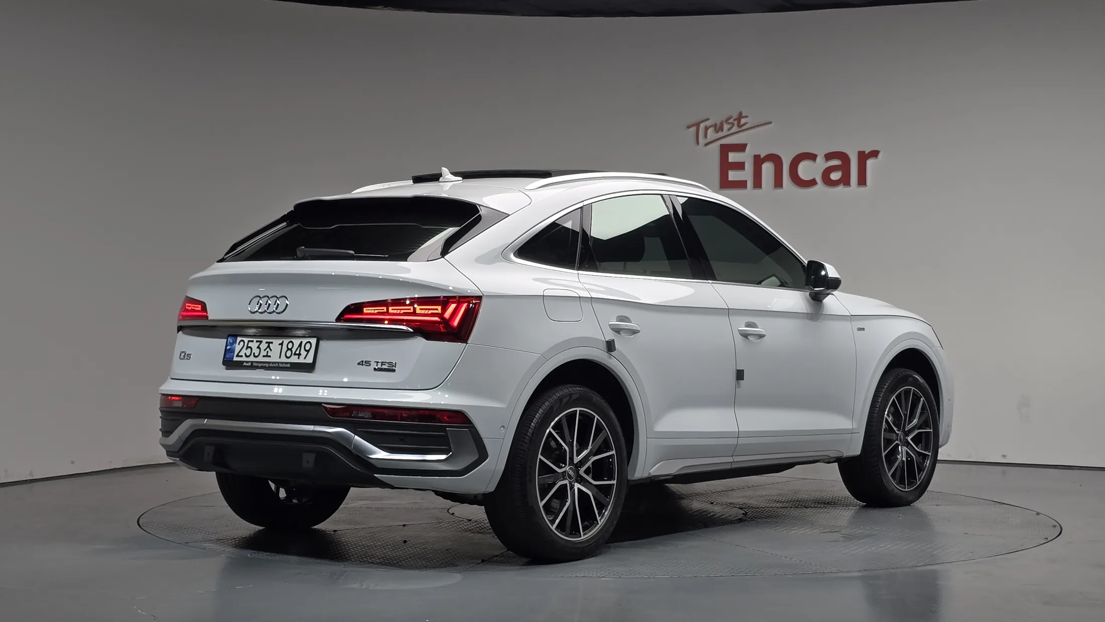 Audi Q5 FY 45 TFSI Quattro Premium Sportback