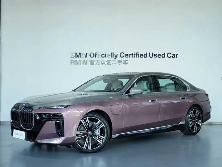 BMW i7 xDrive60L M Sport 2023