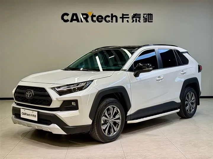 Toyota RAV4 Adventure Plus 4WD 2024