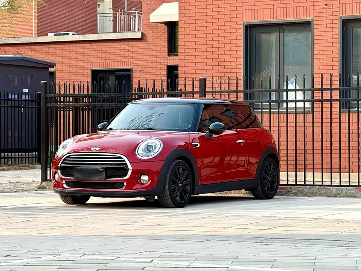 MINI Cooper F56 COOPER