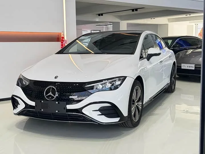 Mercedes-Benz EQE 500 4MATIC Pioneer 2025