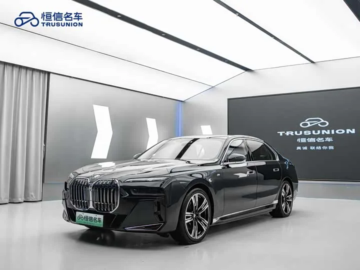 BMW i7 G70 eDrive50L M Sport 2023