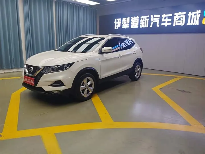 Nissan Qashqai CVT Zhi-xiang