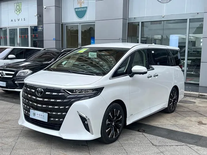 Toyota Alphard Executive 2024