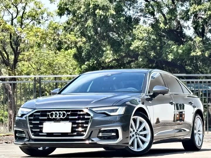 Audi A6L C8 45 TFSI Premium Dynamic 2023