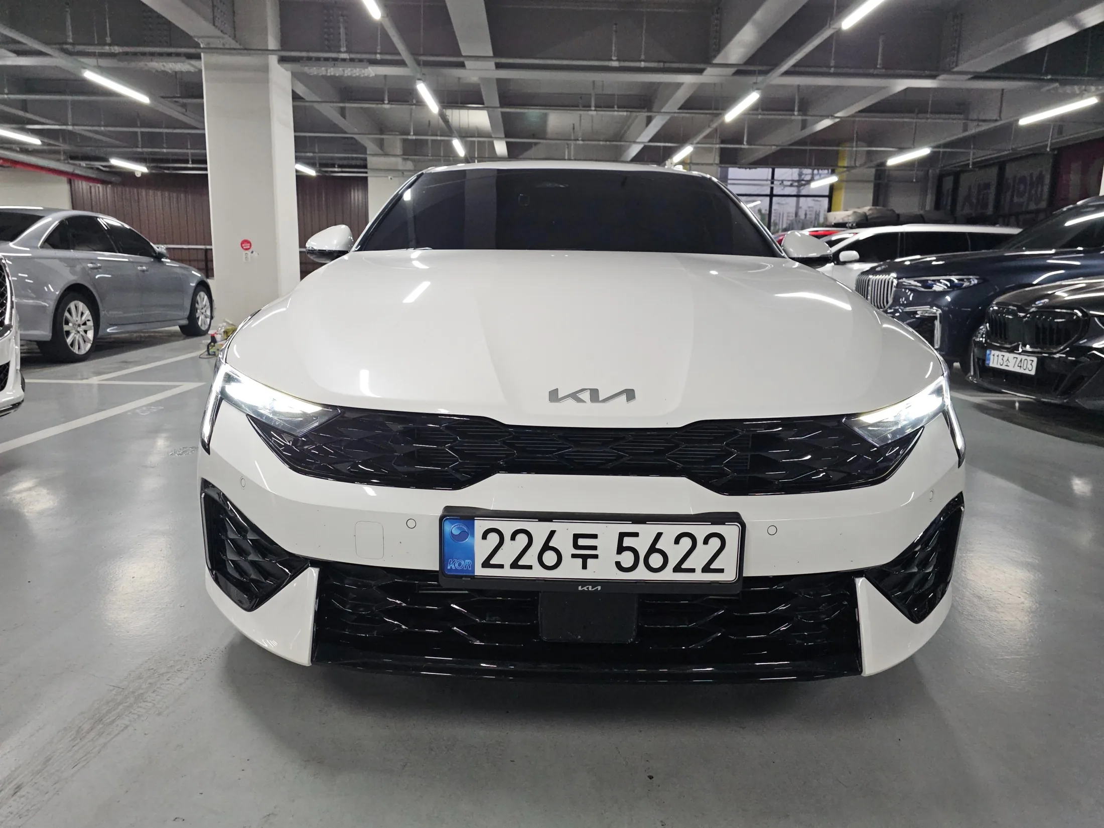 Kia K5 DL3 2.0