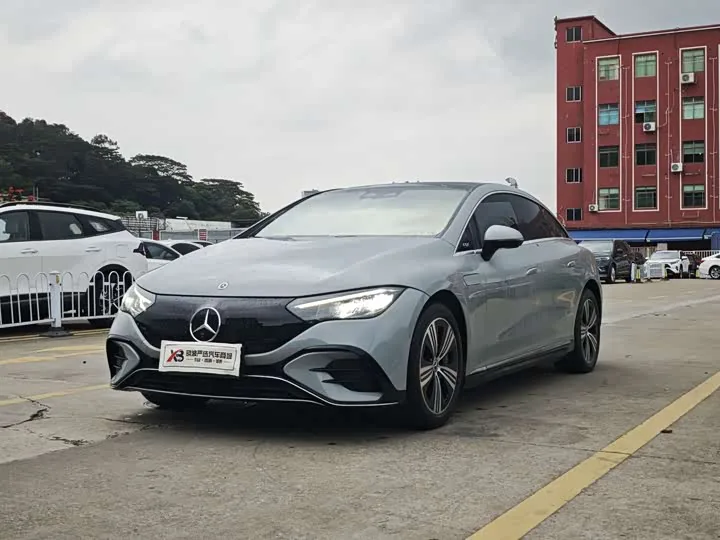 Mercedes-Benz EQE 350 Luxury 2022