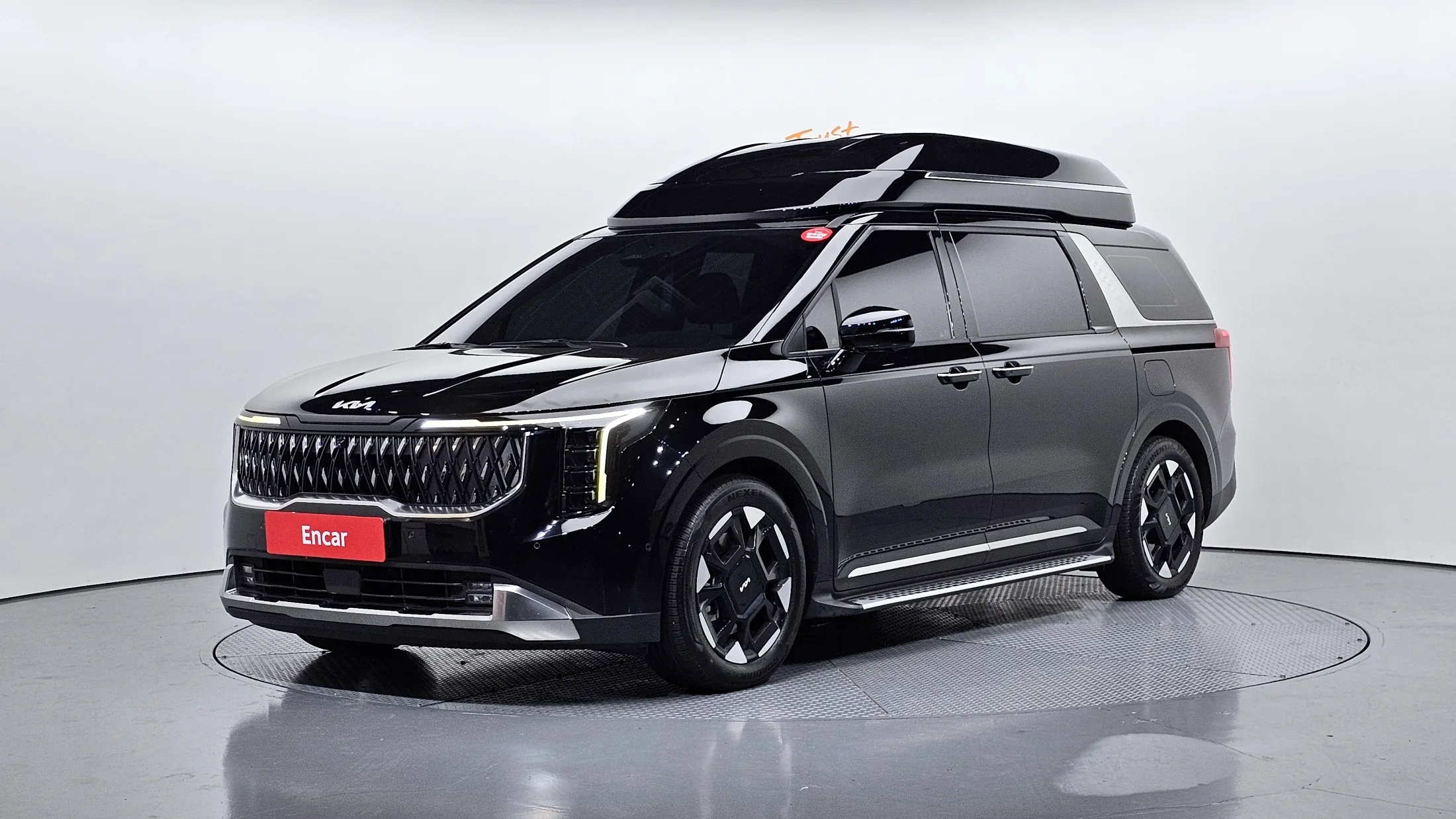 Kia Carnival KA4 Gasoline 7-Seater Hi Limousine