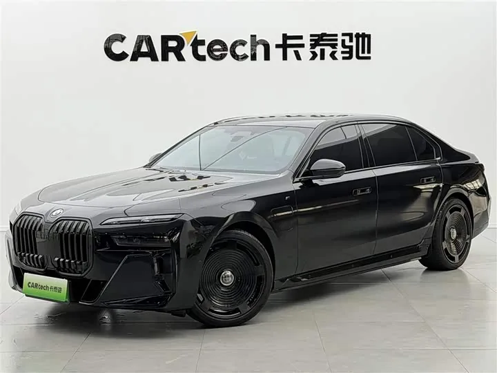 BMW i7 G70 eDrive50L M Sport 2023