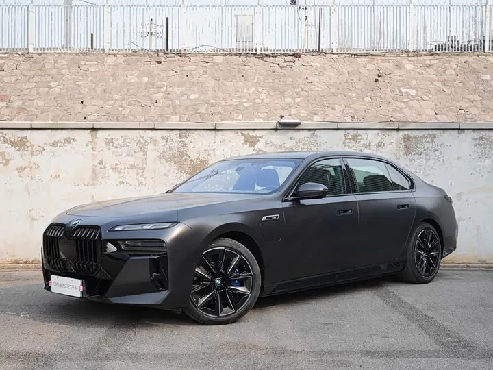 BMW i7 G70 xDrive60L M Sport 2023