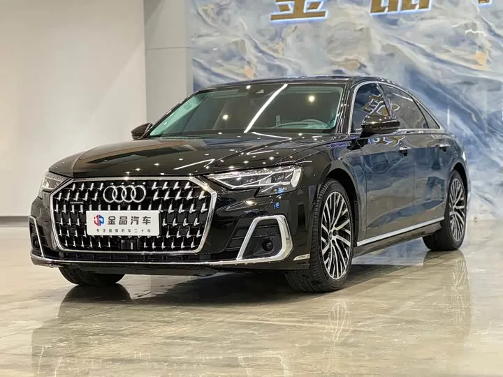 Audi A8 D5 55 TFSI quattro Flagship 2024