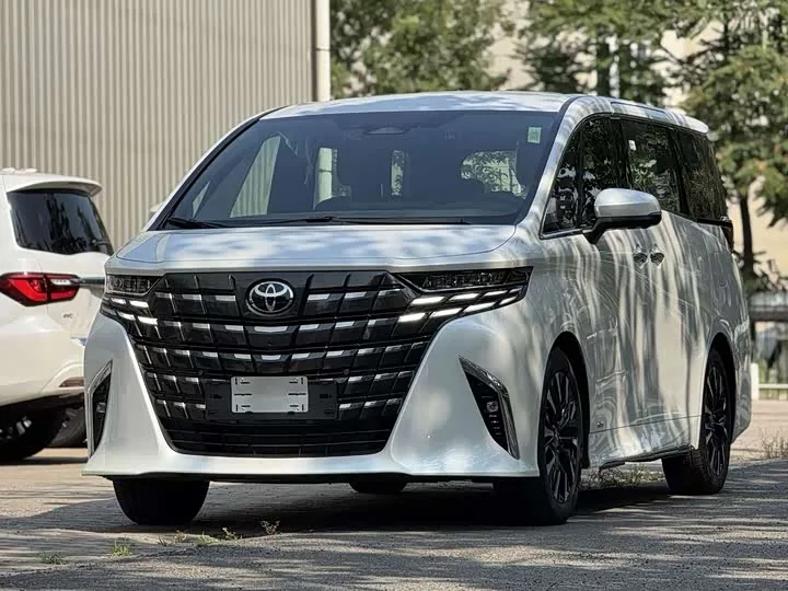 Toyota Alphard Hybrid Platinum Gold Edition 2025