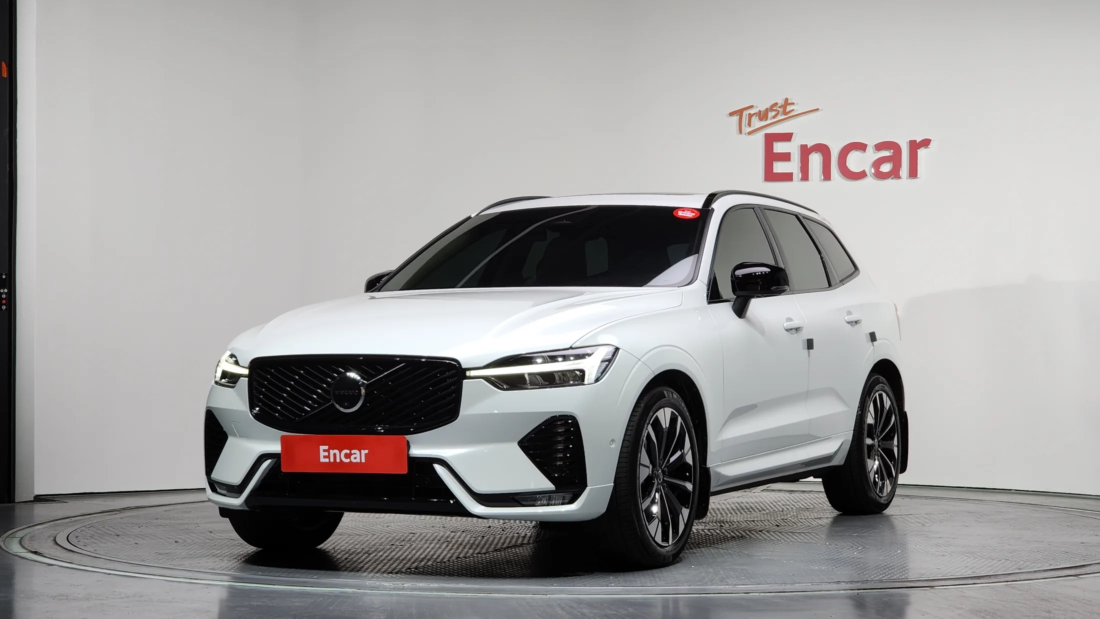 Volvo XC60 2 B5 Ultra Dark Air Sus