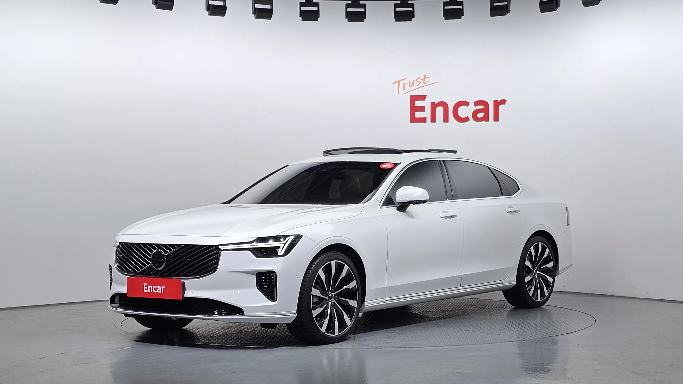 Volvo S90 B5 Ultra Bright