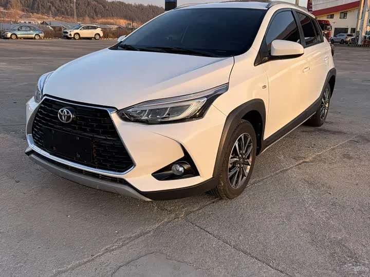 Toyota Yaris L X 1.5L CVT Luxury PLUS 2022