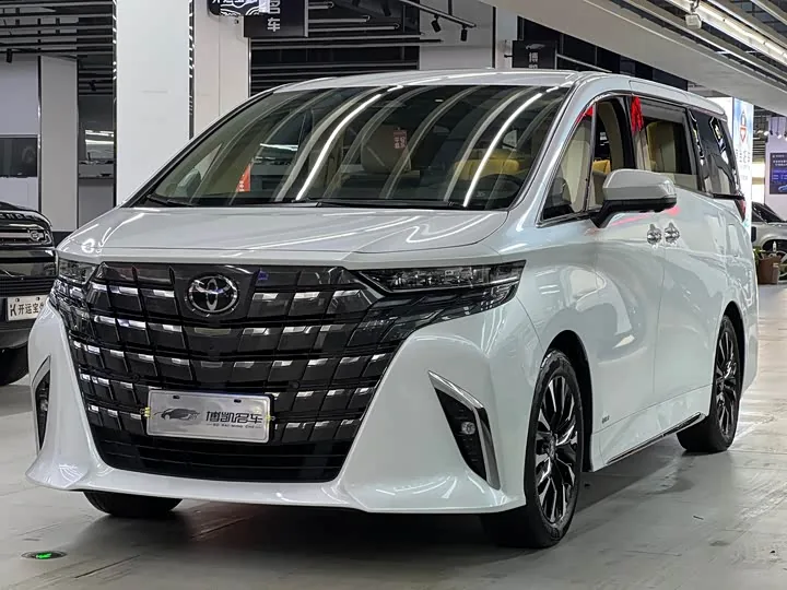 Toyota Alphard 2.5L Premium 2024