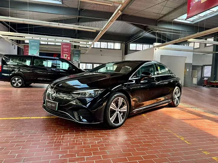 Mercedes-Benz EQE 500 4MATIC Pioneer 2025