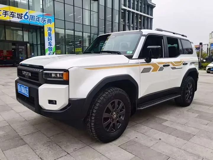 Toyota Land Cruiser Prado 2.4T WX 2025