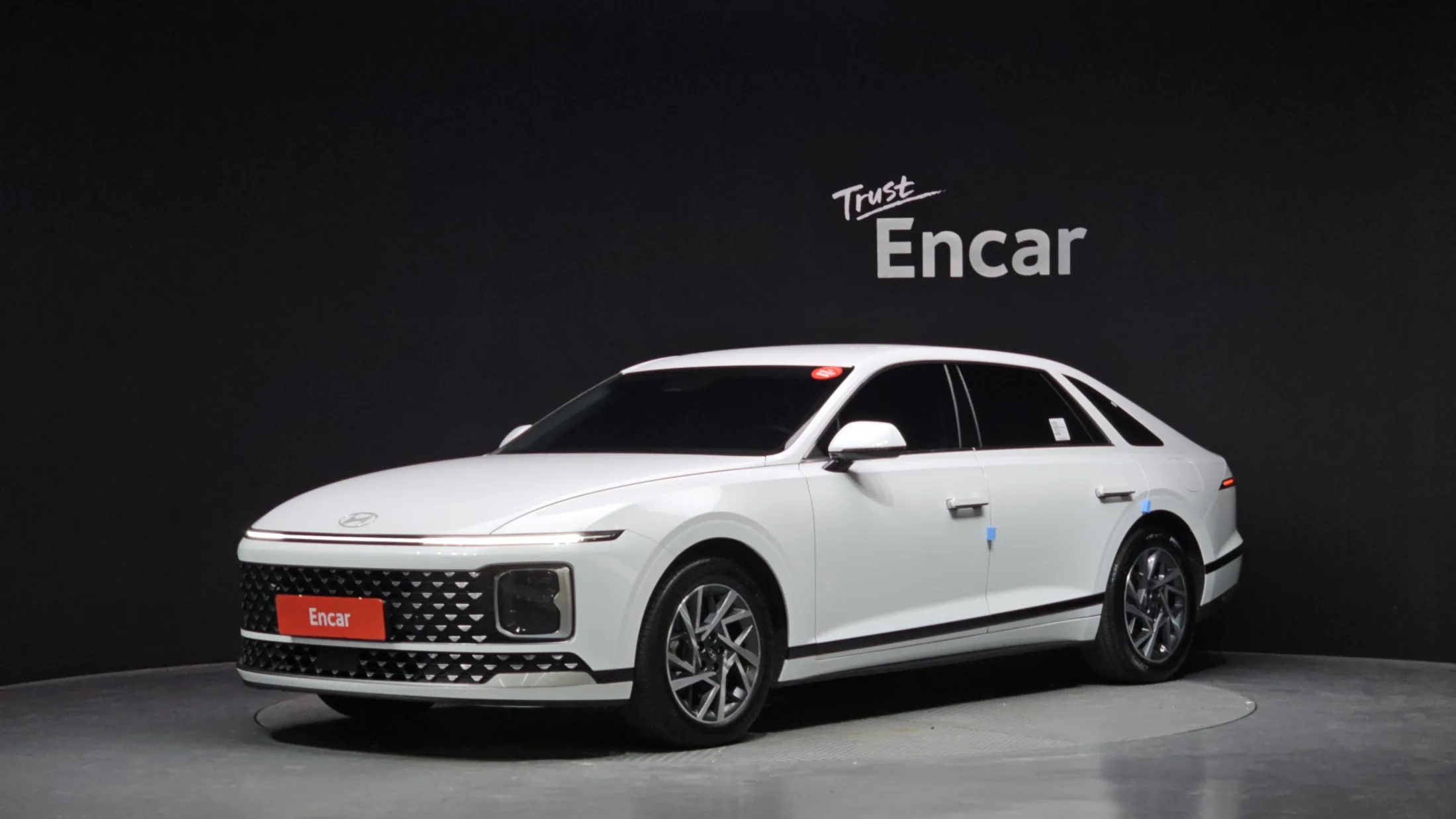 Hyundai Grandeur GN7 2.5 Gasoline 2WD