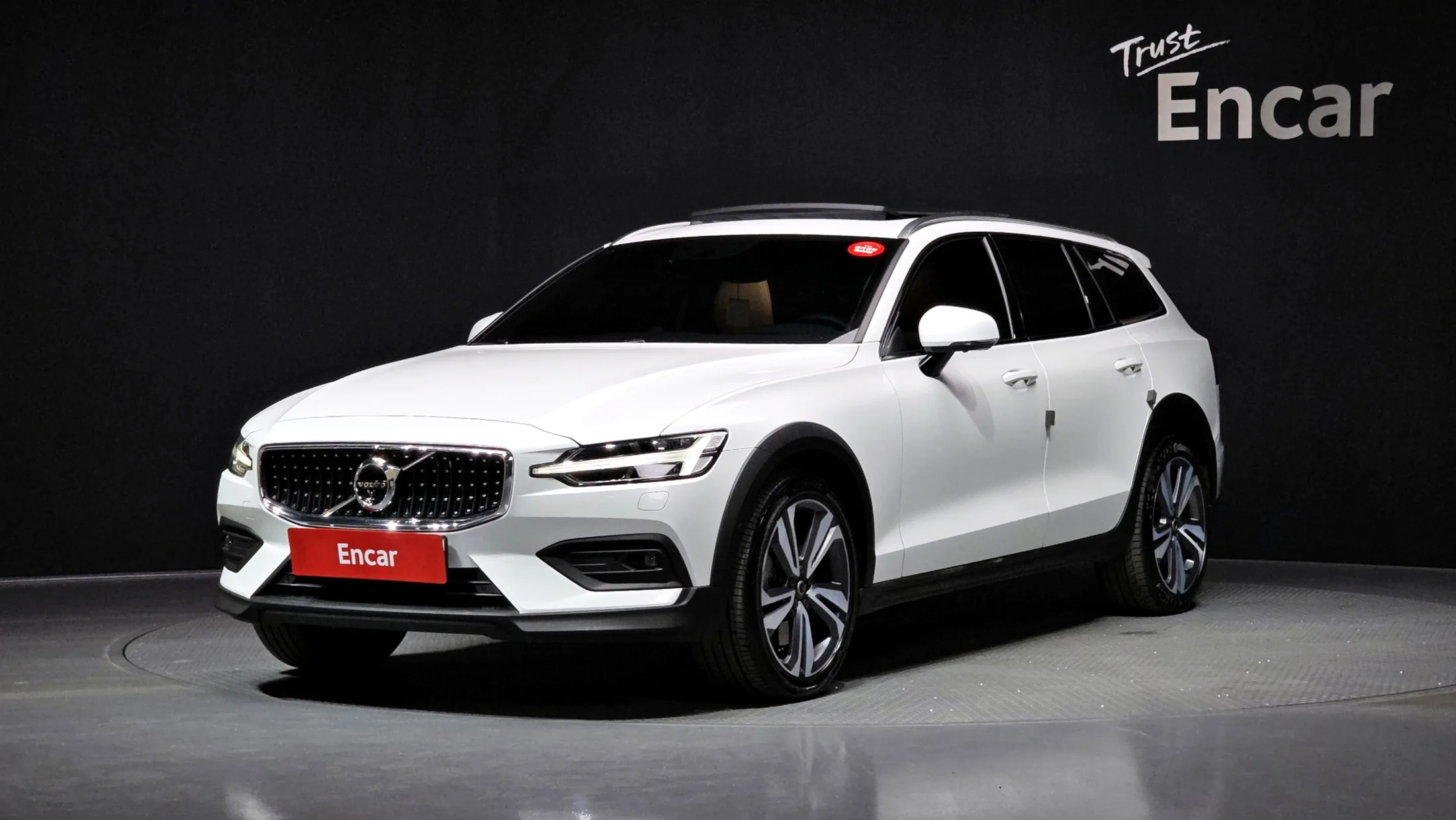 Volvo V60 Cross Country 2nd Gen B5 Pro AWD
