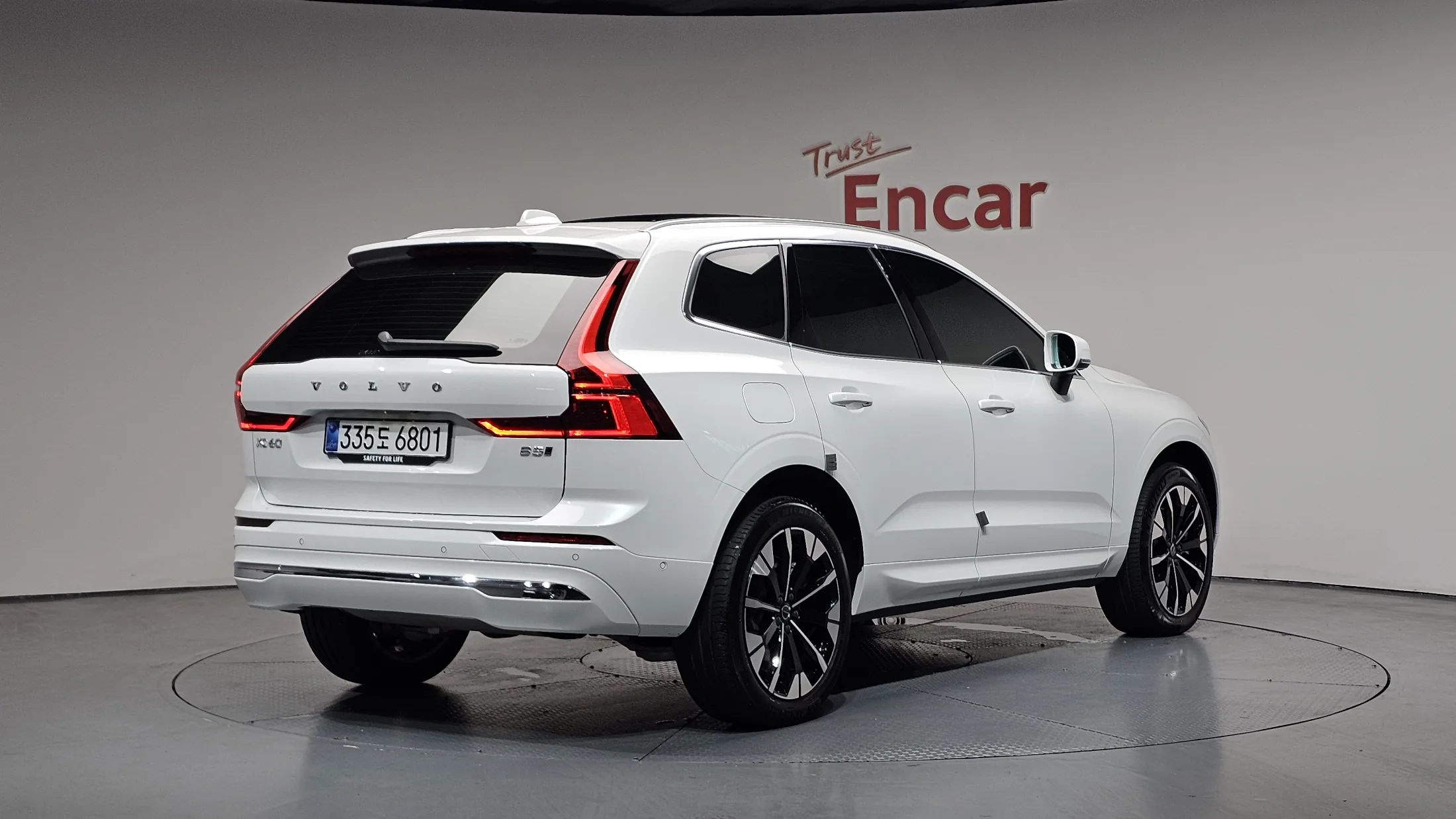 Volvo XC60 2 B5 Ultra Bright Air Sus