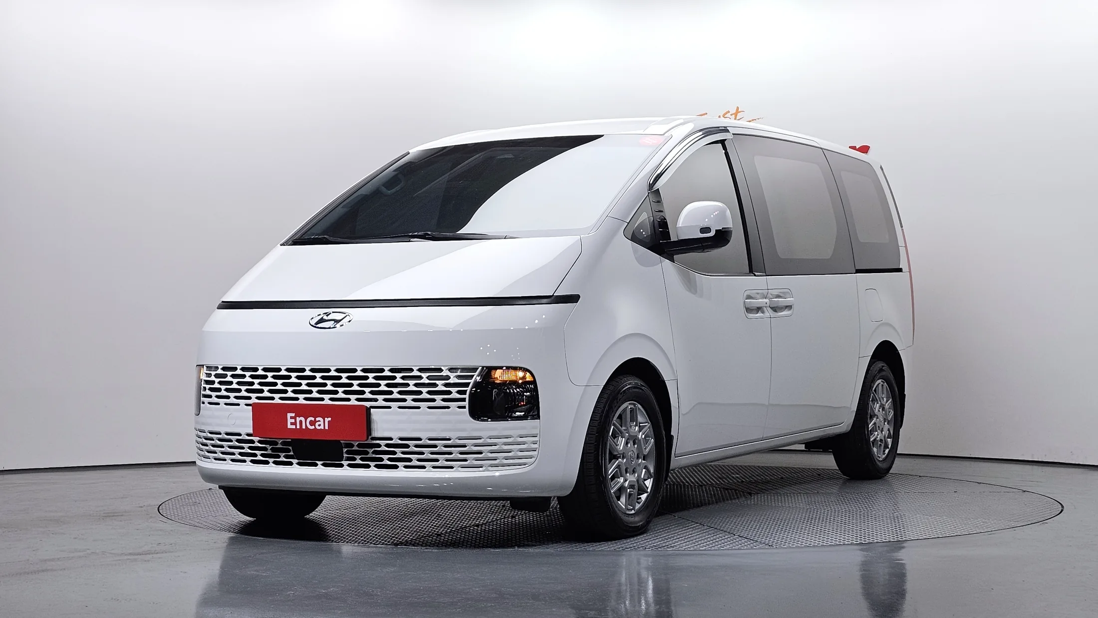 Hyundai Staria Cargo 3-Seater