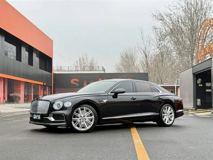 Bentley Flying Spur 4.0T V8 Standard 2022