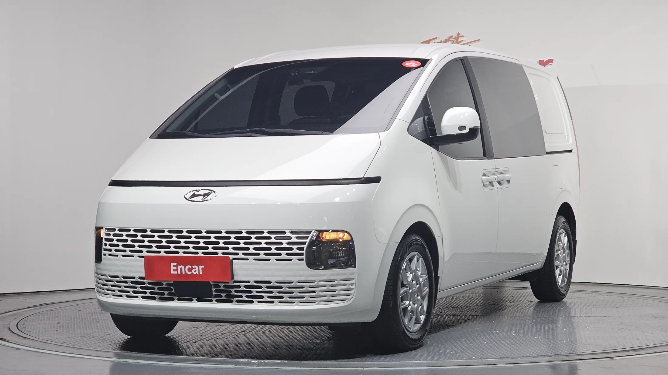 Hyundai Staria Cargo 5-Seater
