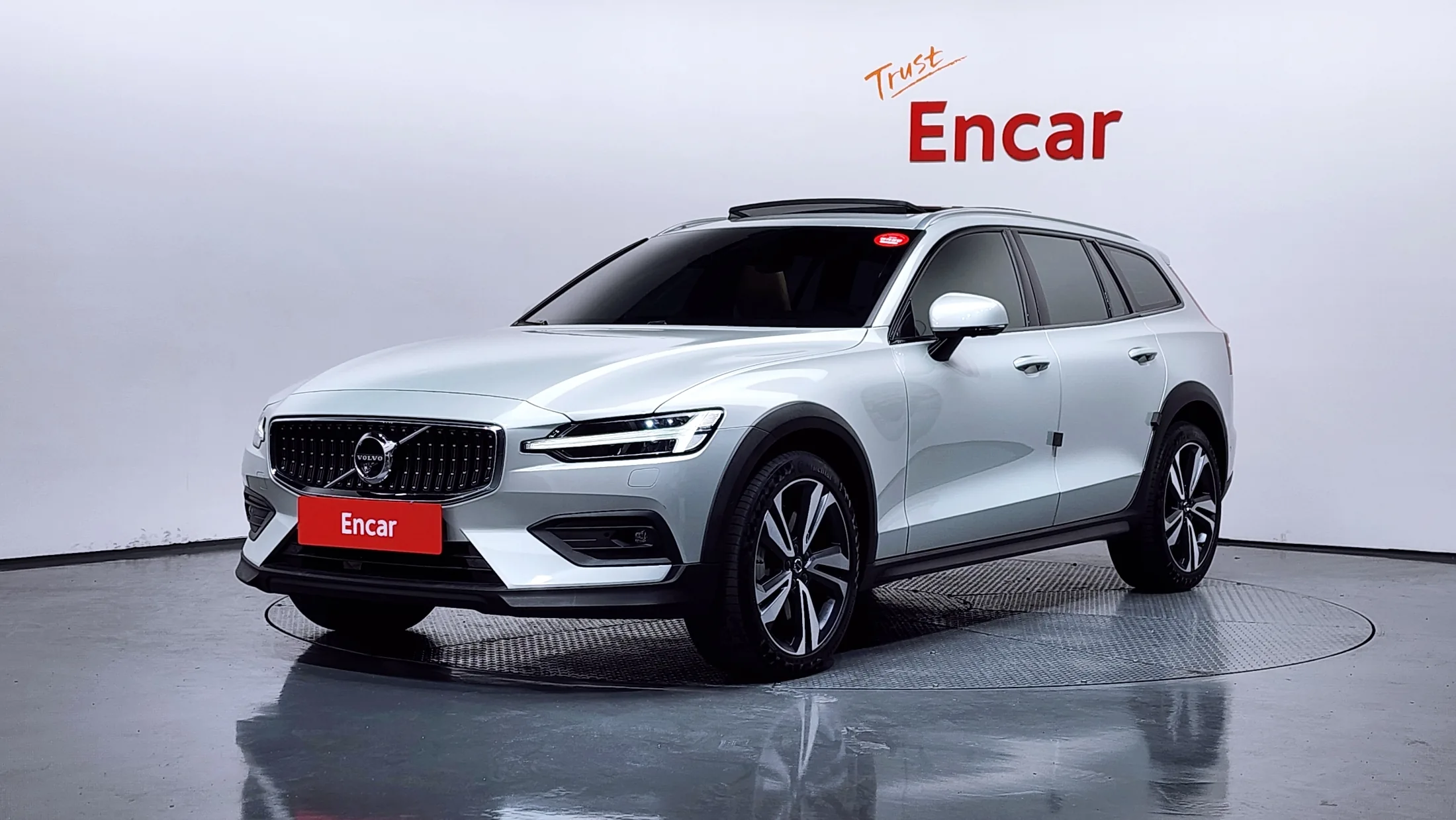 Volvo V60 Cross Country 2nd Generation B5 Pro AWD