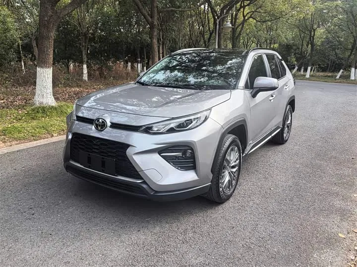 Toyota Wildlander 2.0L Luxury PLUS 2023