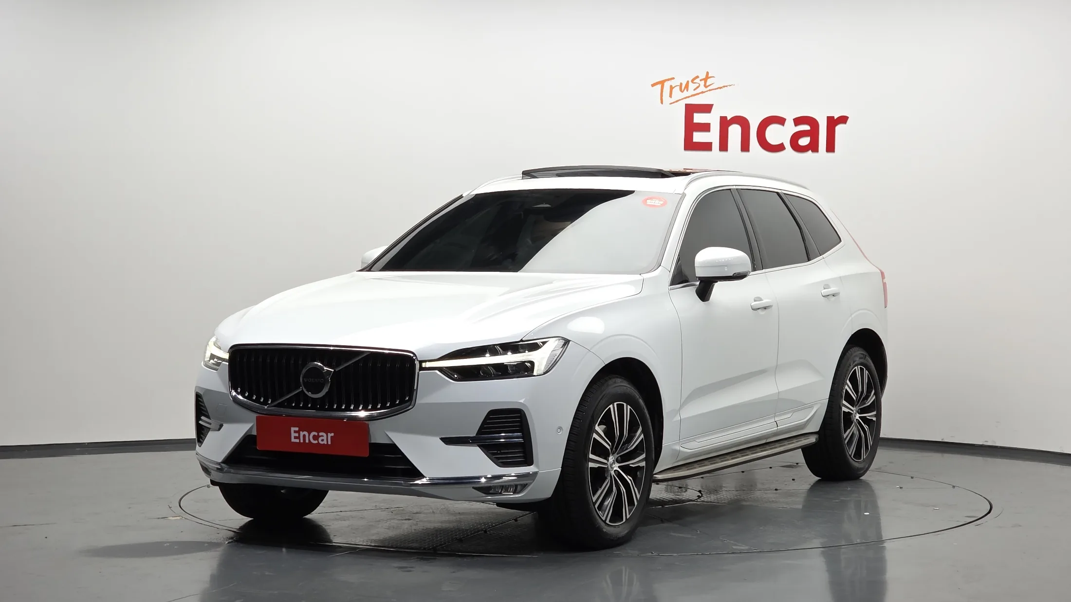 Volvo XC60 2nd Gen B5 Inscription