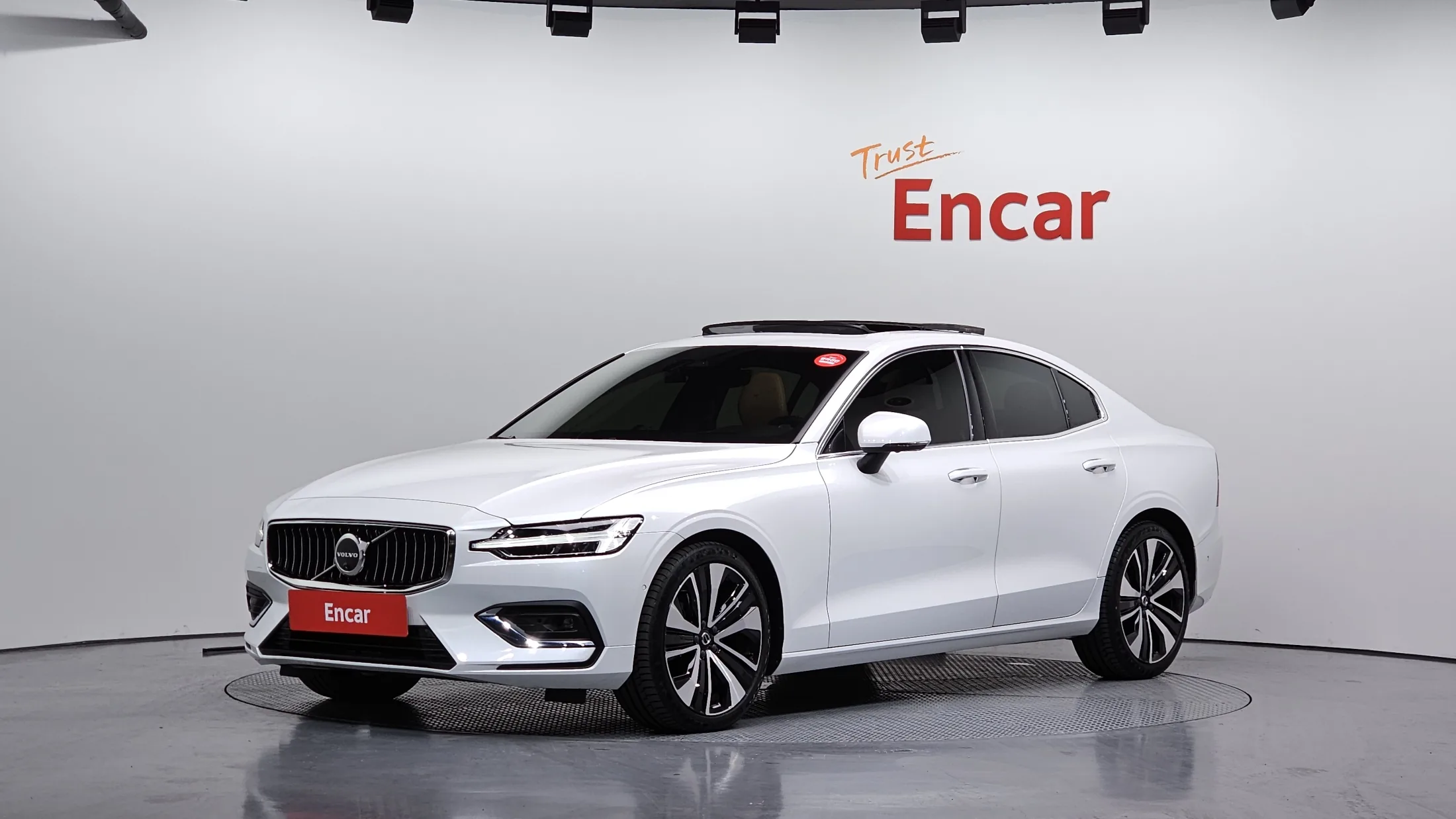 Volvo S60 3nd Generation B5 Ultra Bright
