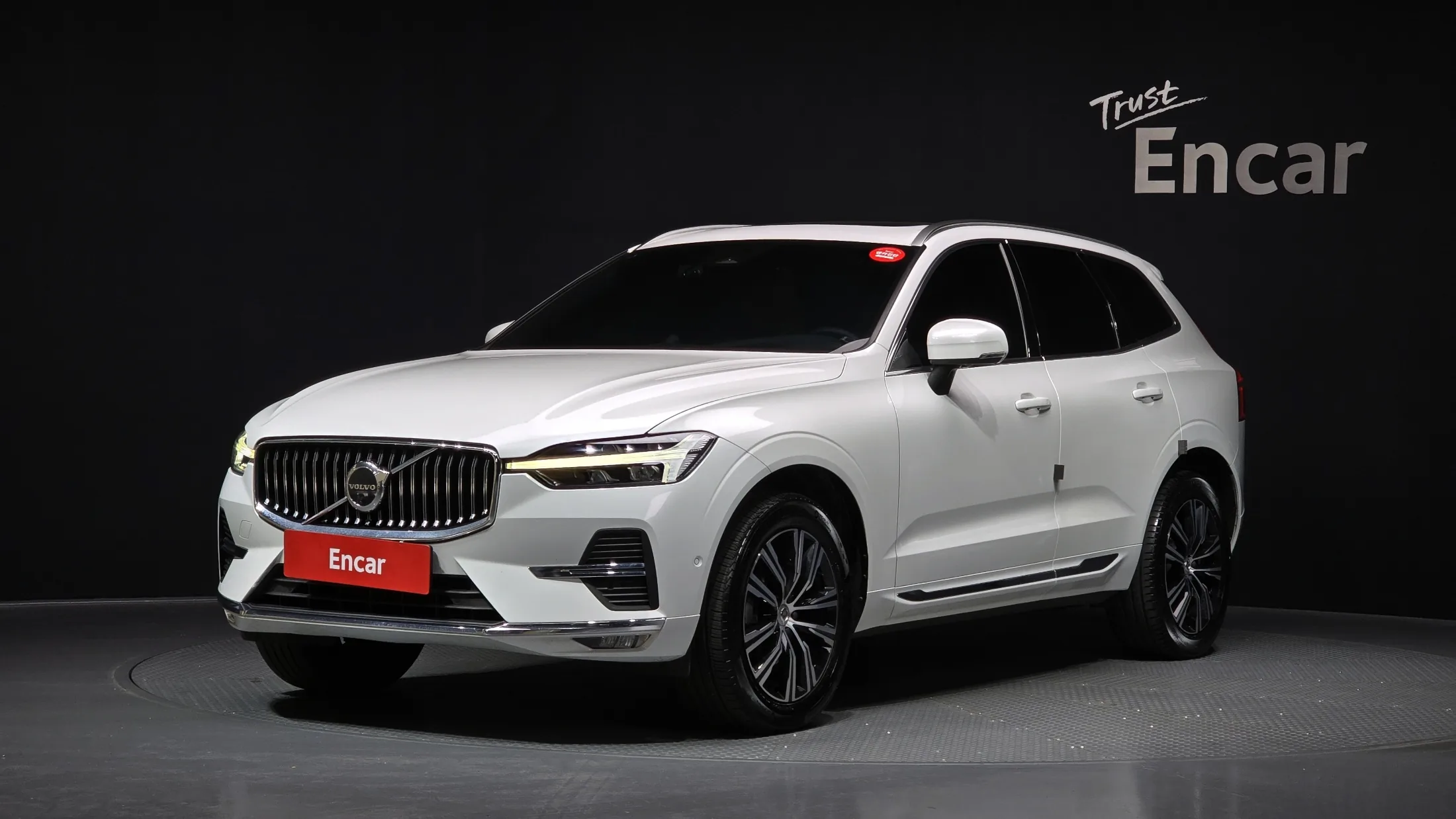 Volvo XC60 2nd Gen B5 Inscription