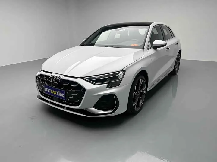 Audi A3 Sportback 35 TFSI Premium 2025